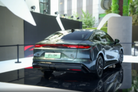 比亞迪再出“王炸”,零百加速2.7秒或售30萬內,全新漢L有多香?