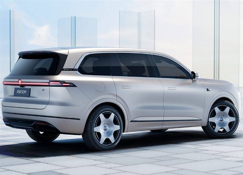 搭載華為高階智駕,深藍(lán)S09挑戰(zhàn)理想L9