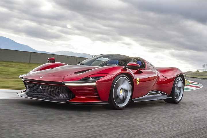 確認(rèn),10月發(fā)布,法拉利首款電動(dòng)車