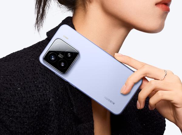 2025手機(jī)屏幕開卷:國產(chǎn)屏大戰(zhàn)三星屏 華米OV如何站隊(duì)?