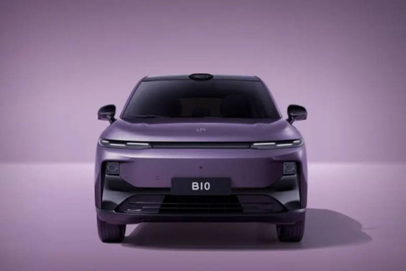 百變副駕空間+AI座艙 零跑B10內(nèi)飾官圖發(fā)布