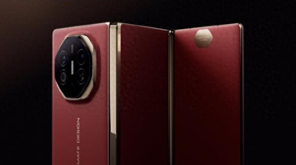 華為Mate XT三折疊海外發布 售價超2.6萬 比國行貴不少