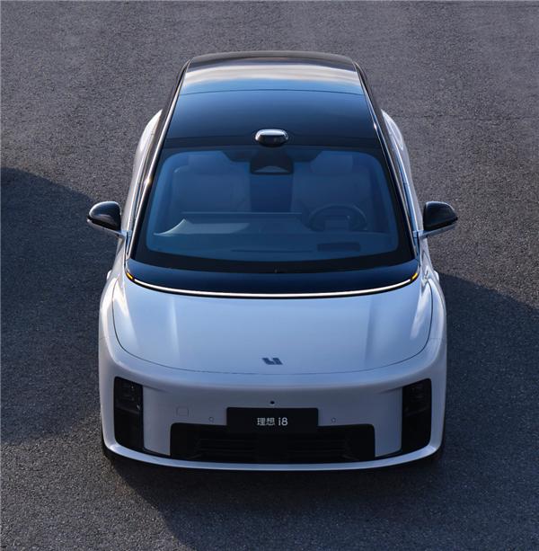 理想首款純電SUV i8首曝:內飾沿用家族成熟化方案