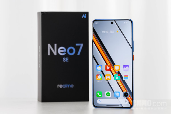 真我Neo7 SE評(píng)測(cè):能打耐造 1500元檔的全能游戲神機(jī)