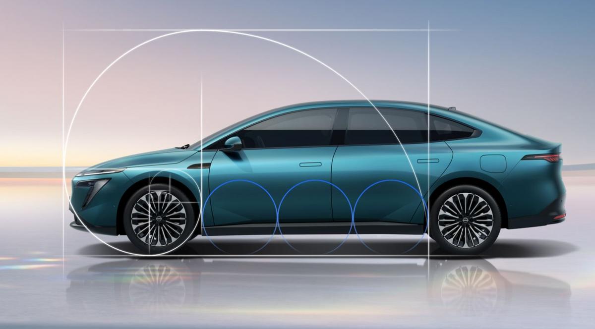 AI科技致敬未來,東風日產“百萬級大沙發”邂逅小米SU7 Ultra