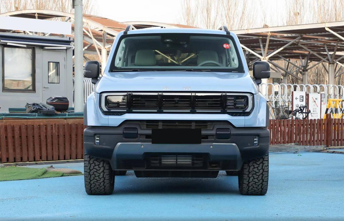 比預(yù)售價(jià)低4萬,BJ40增程版上市,17.98萬元起