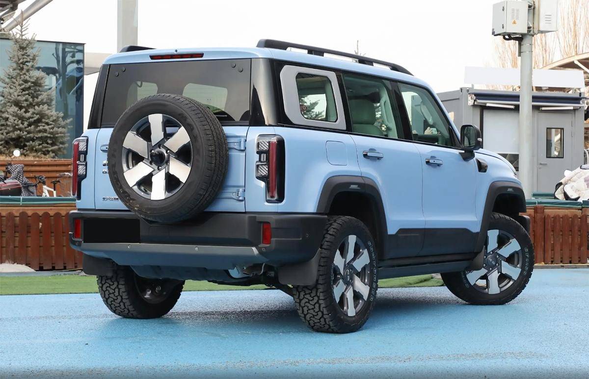 比預(yù)售價(jià)低4萬,BJ40增程版上市,17.98萬元起