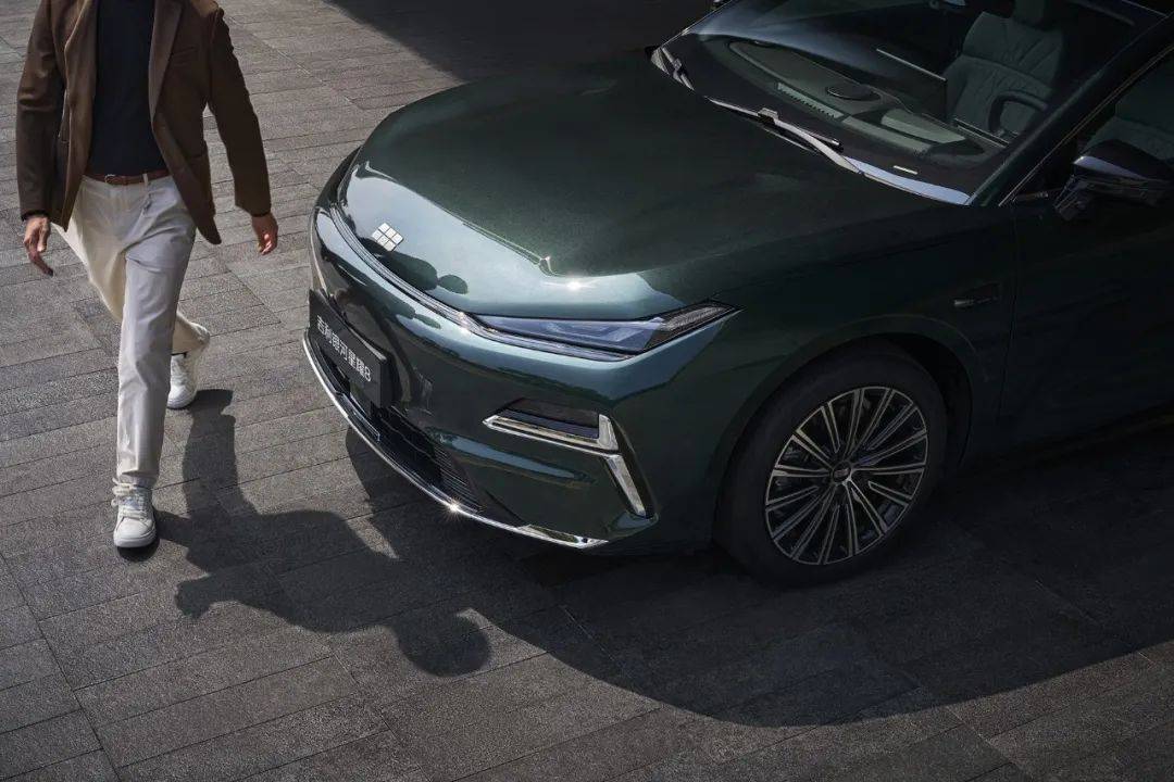 13.98萬元起,雙動力可選,吉利銀河星耀8開啟預售