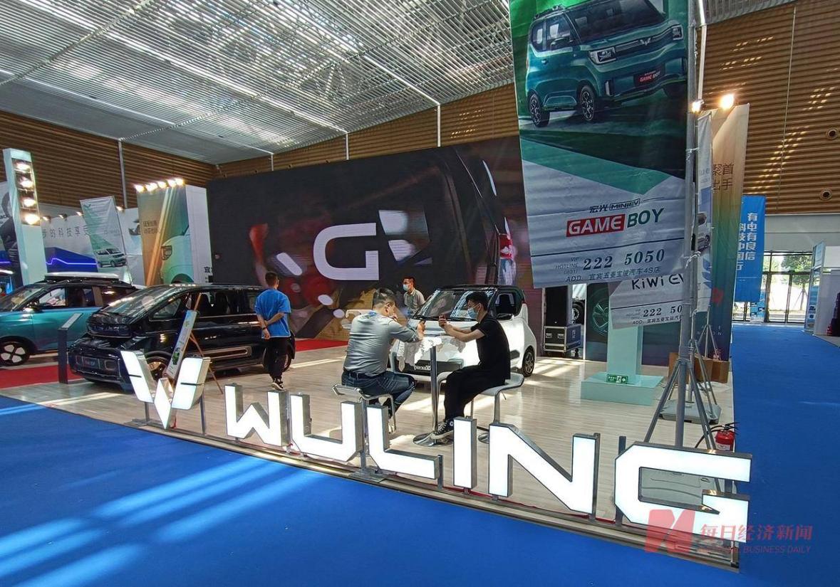 五菱+華為=最便宜的華系車,這不耍流氓嗎?