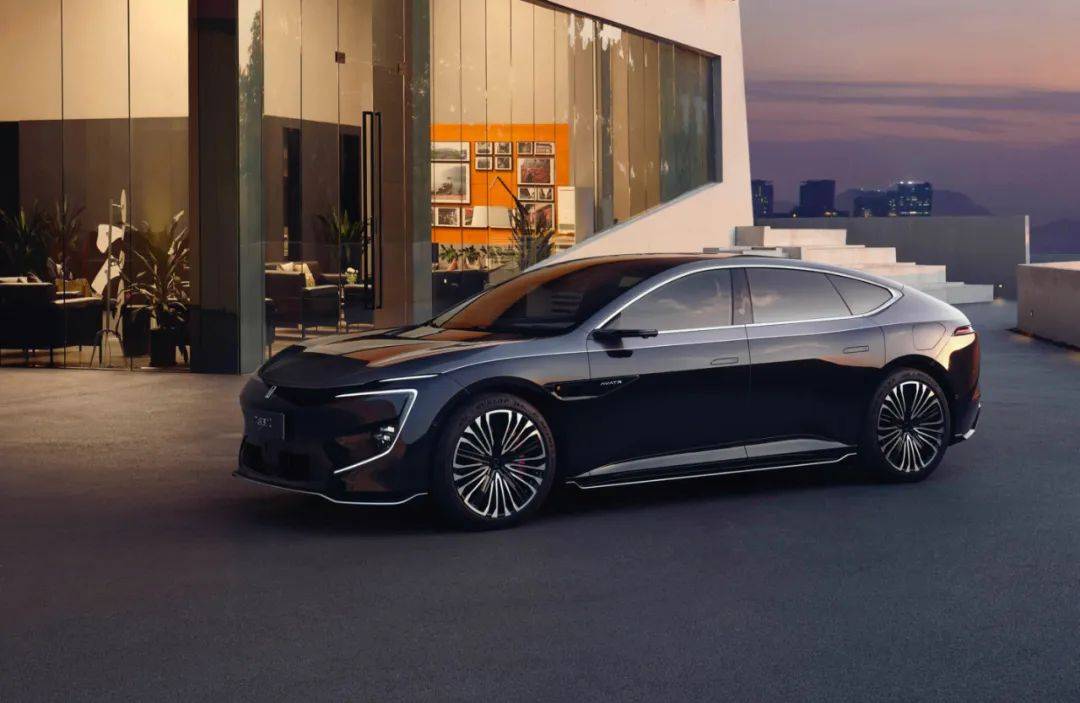 預告煥新計劃+發布在售款權益:阿維塔、極氪引領車圈新玩法?