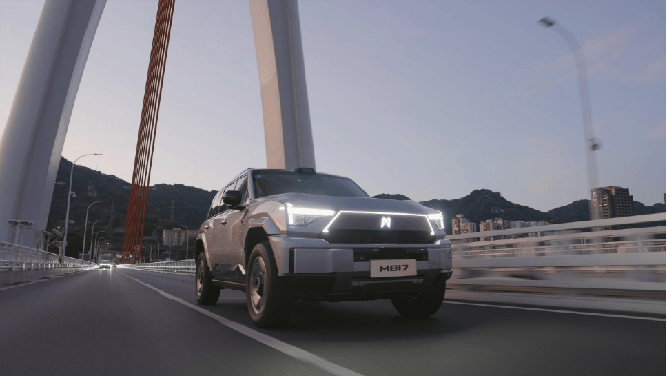 華為全家桶+軍工品質!猛士M817 可城可野的完美選擇