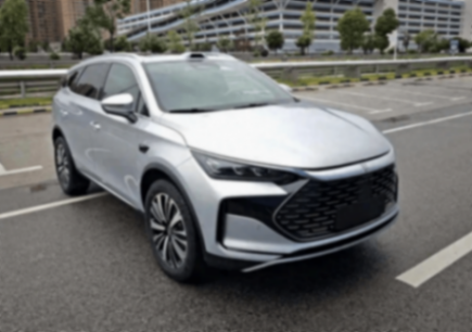 比亞迪唐DM-i加推款曝光,黑武士風(fēng)格+續(xù)航160km,配懷擋+冰箱