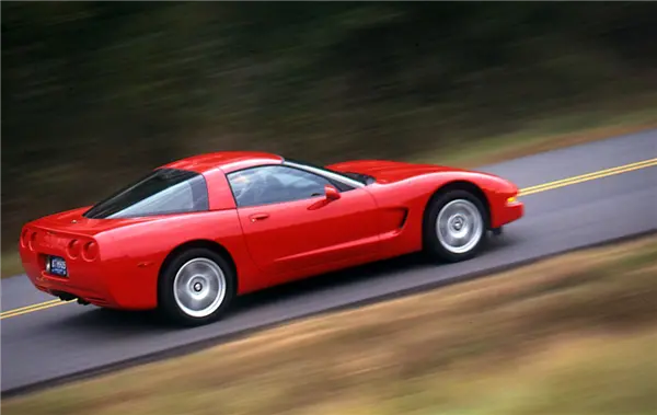 隱藏式門把手 給整個汽車行業都上了一課